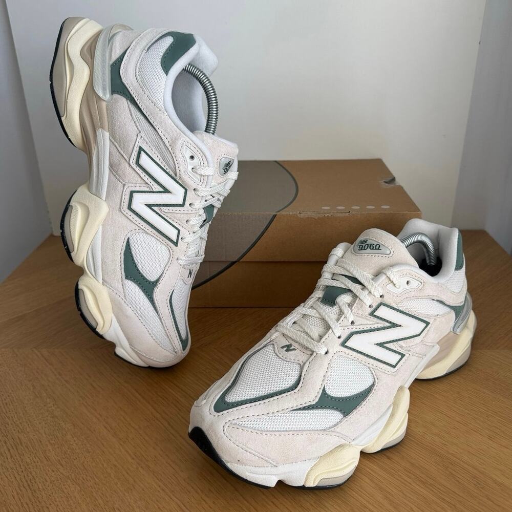 New Balance 9060 ‘Linen/ Dark Jupiter’ Unisex Sneakers- SZ M 9.5- W 11